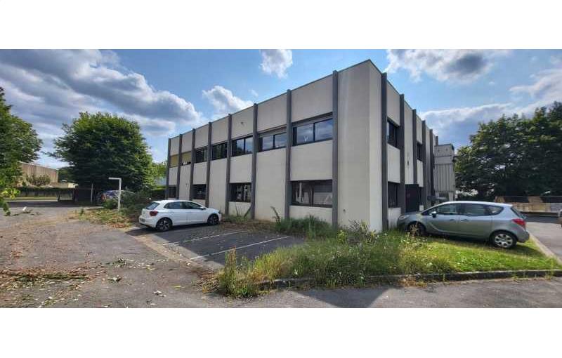 Achat d'entrepôt de 723 m² à Lognes - 77185 photo - 1