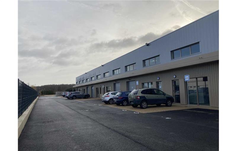 Vente d'entrepôt de 528 m² à Marolles-en-Hurepoix - 91630 photo - 1