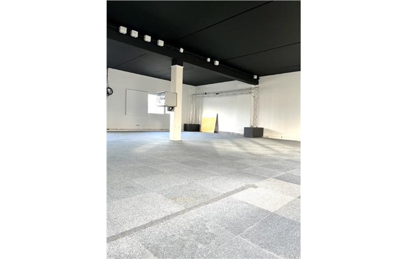 Vente d'entrepôt de 1 169 m² à Montreuil - 93100 photo - 1