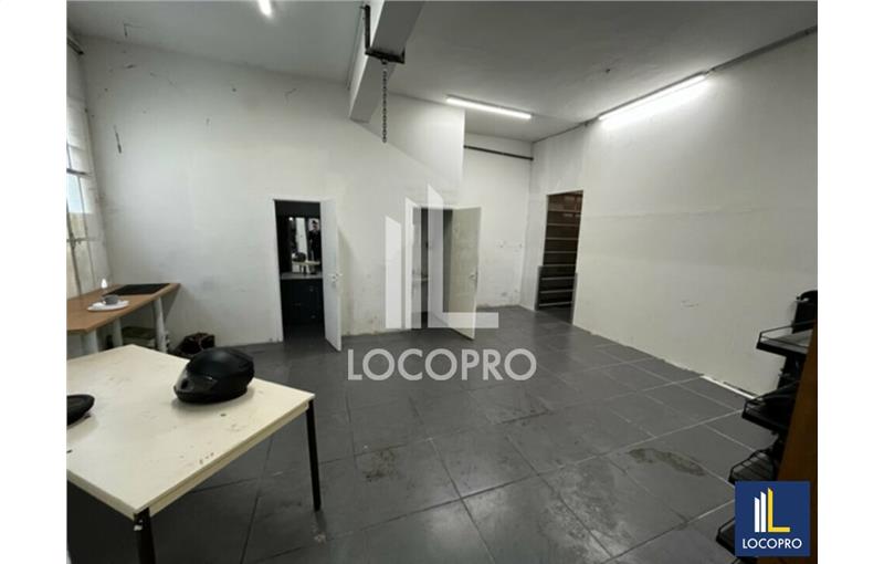 Vente d'entrepôt de 250 m² à Nice - 06000 photo - 1