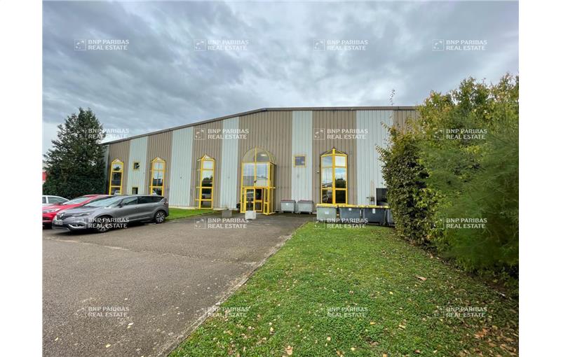 Vente d'entrepôt de 3 050 m² à Quetigny - 21800 photo - 1