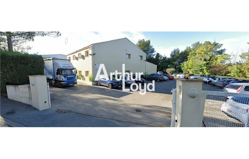 Vente d'entrepôt de 1 360 m² à Roquebrune-sur-Argens - 83520 photo - 1