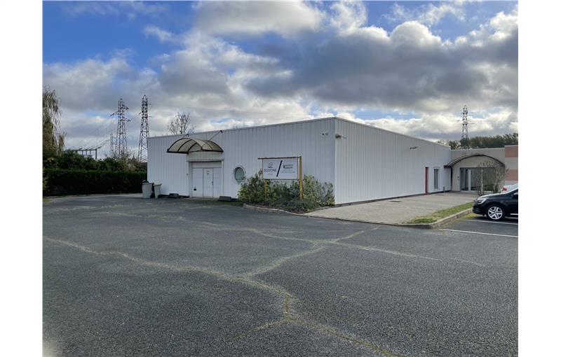 Vente d'entrepôt de 559 m² à Thourotte - 60150 photo - 1