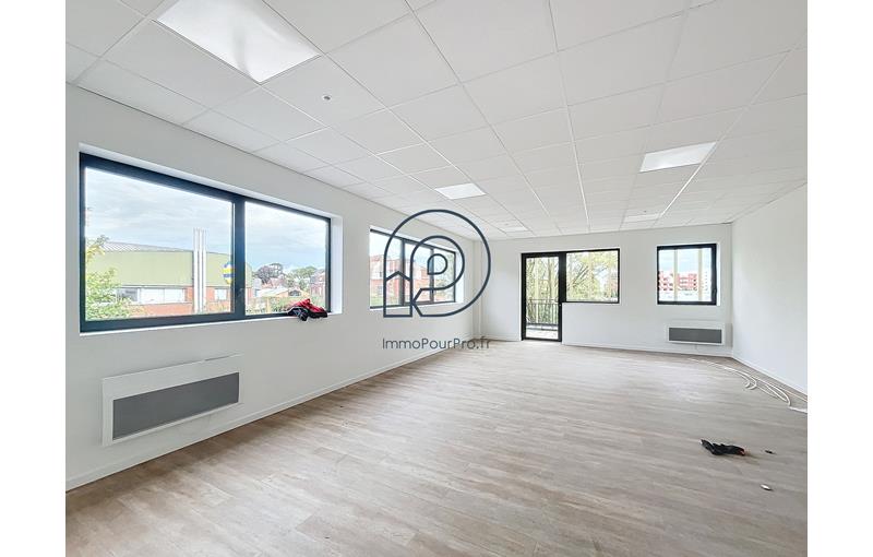 Achat d'entrepôt de 1 088 m² à Tourcoing - 59200 photo - 1