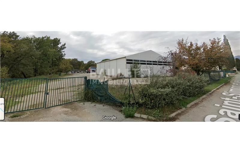 Vente d'entrepôt de 500 m² à Tourrettes - 83440 photo - 1