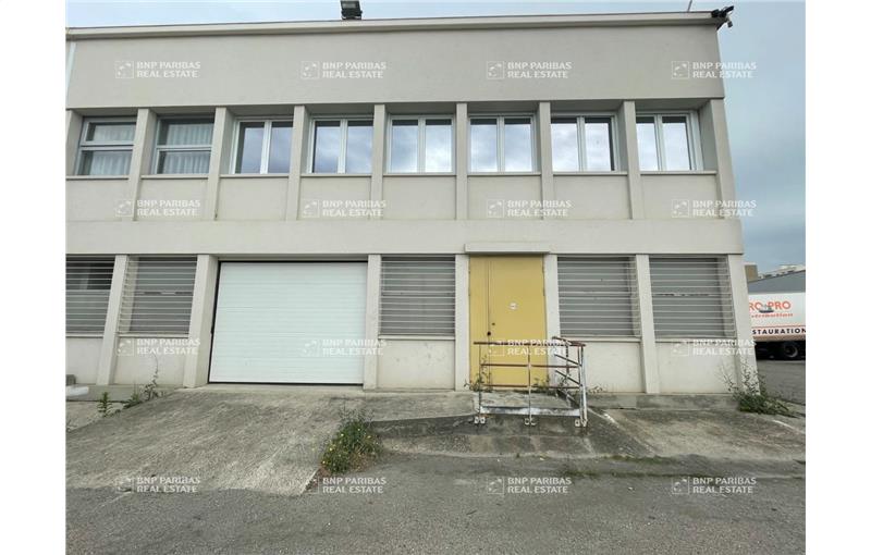 Vente d'entrepôt de 131 m² à Vénissieux - 69200 photo - 1