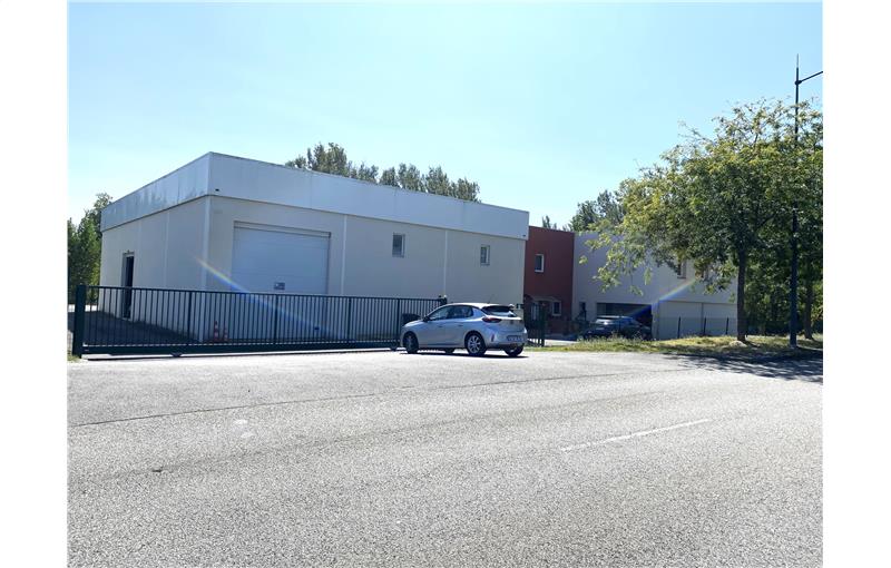 Vente d'entrepôt de 788 m² à Villeneuve-lès-Bouloc - 31620 photo - 1