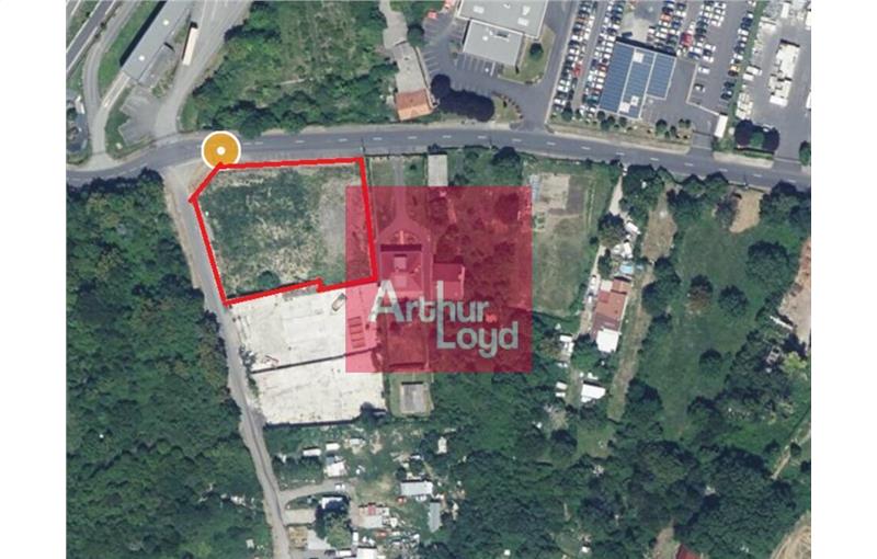 Vente de terrain de 2 896 m² à Clermont-Ferrand - 63000 photo - 1