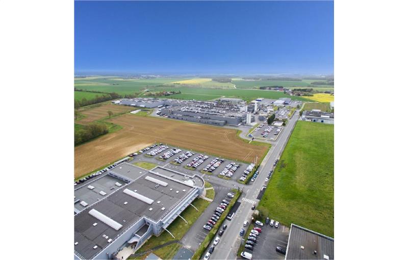 Vente de terrain de 190 000 m² à Montierchaume - 36130 photo - 1