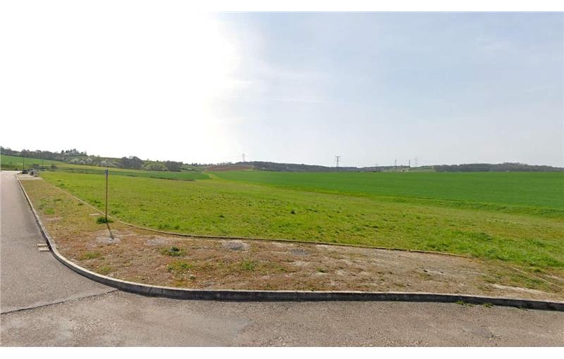 Terrain à vendre de 80 000 m² à Villeneuve-sur-Yonne - 89500 photo - 1